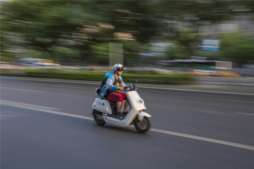 深圳購買二手電動車沒有發(fā)票可以上牌嗎