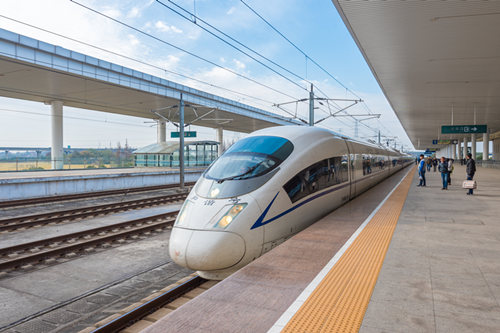 10月11日深圳鐵路實行新運行圖