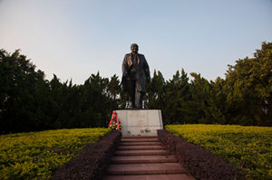 蓮花山公園山頂廣場(chǎng)恢復(fù)開放了嗎