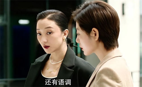 妻子的選擇齊妙的結(jié)局是什么 齊妙的扮演者是誰