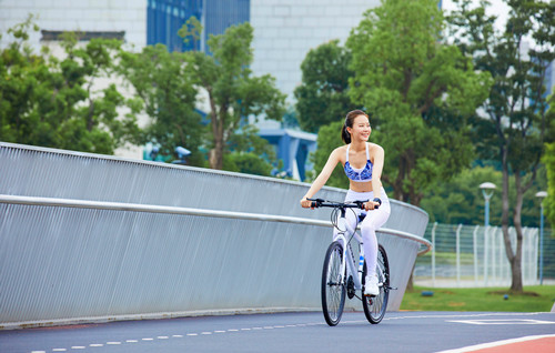 騎自行車的好處和壞處 經(jīng)常騎自行車的優(yōu)缺點